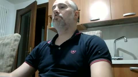 Snapshot of caldoski chatting on June 7, 12:48 am caldoski online show from June 7, 12:48 am