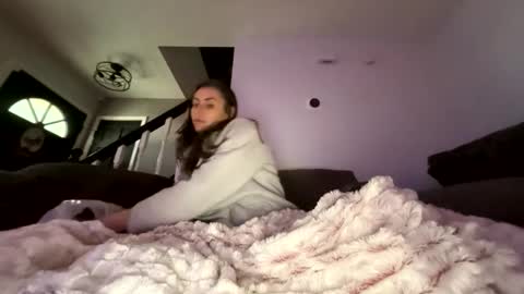 The Cali Cambri online show from March 4, 2:01 pm