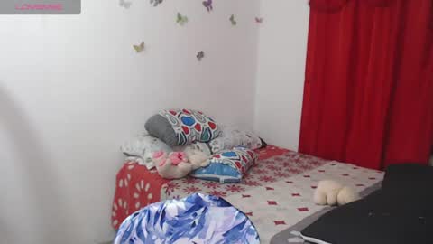 caliente_in_passion online show from July 5, 6:53 am