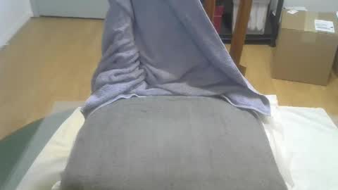 Snapshot of califun4u chatting on January 8, 2:14 am califun4u online show from January 8, 2:14 am