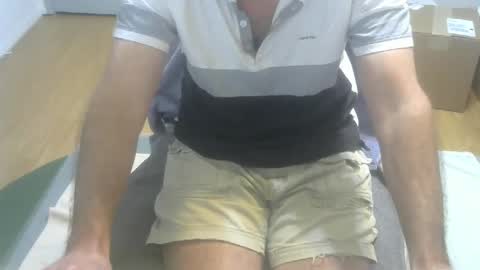 Snapshot of califun4u chatting on January 10, 1:21 am califun4u online show from January 10, 1:21 am