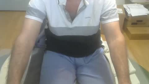 Snapshot of califun4u chatting on January 15, 12:51 am califun4u online show from January 15, 12:51 am