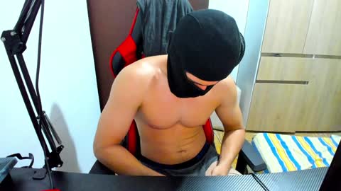 calihotcaliente27 online show from January 17, 10:00 am