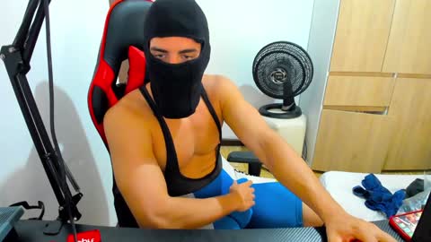 calihotcaliente27 online show from January 20, 4:12 pm