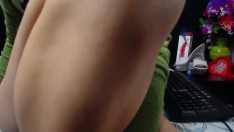 Snapshot of calipso_swet chatting on January 14, 4:57 am Calipso Swet online show from January 14, 4:57 am