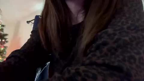 calishop1 online show from December 21, 9:00 pm