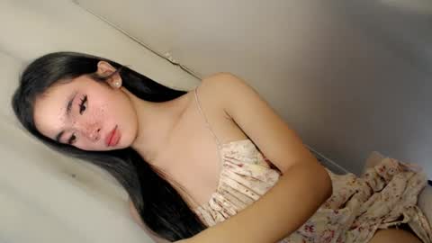 Snapshot of call_me_nina chatting on July 13, 12:13 am call_me_nina online show from July 13, 12:13 am