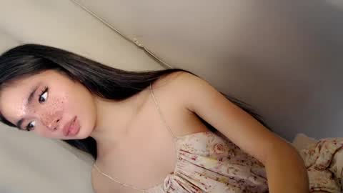 Snapshot of call_me_nina chatting on July 14, 12:24 am call_me_nina online show from July 14, 12:24 am
