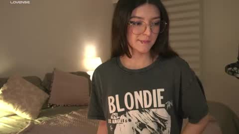   online show from July 1, 12:23 am