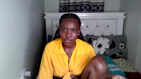 Snapshot of callmemonday chatting on September 16, 7:26 pm Monday online show from September 16, 7:26 pm