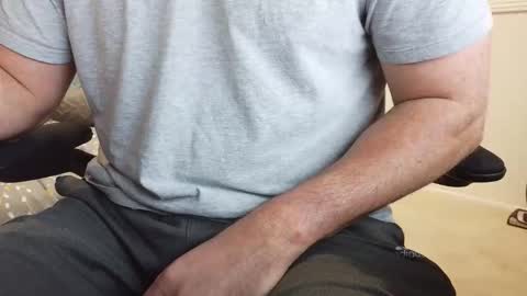 callmeroger33 online show from February 18, 4:36 pm