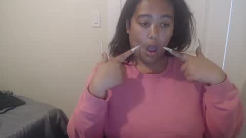 Snapshot of cals9x chatting on November 6, 11:04 pm camzxoxox online show from November 6, 11:04 pm