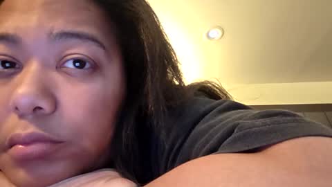 Snapshot of cals9x chatting on March 23, 11:25 am camzxoxox online show from March 23, 11:25 am