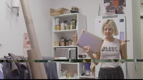 calvia_farey online show from November 18, 2:32 pm