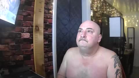 longjohn74 online show from December 14, 10:42 am