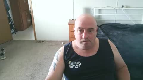 Snapshot of calvin420420 chatting on April 20, 8:21 pm longjohn74 online show from April 20, 8:21 pm