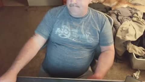Snapshot of calvin420420 chatting on April 22, 2:58 am longjohn74 online show from April 22, 2:58 am