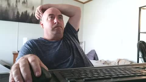 Snapshot of calvin420420 chatting on July 27, 4:14 pm longjohn74 online show from July 27, 4:14 pm