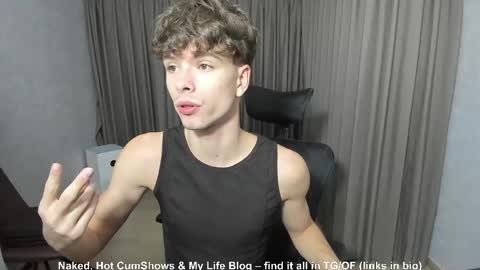 Hey I am Calvin  online show from October 7, 2:14 pm