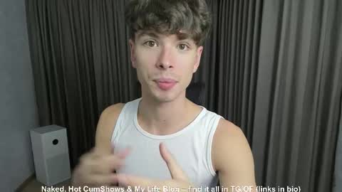 Hey I am Calvin  online show from October 11, 2:15 pm