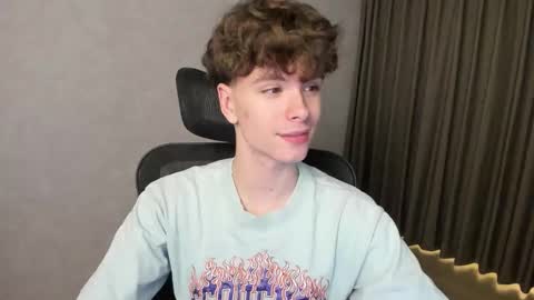 Hey I am Calvin  online show from February 9, 6:12 pm