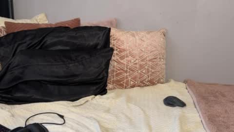 calvin_tanner online show from October 9, 6:28 pm