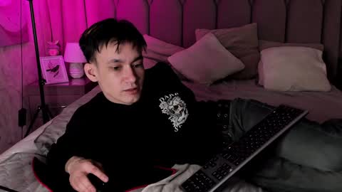 Calvin Owens online show from February 5, 7:07 am