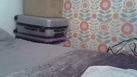 Snapshot of calvinundercover chatting on February 8, 7:05 pm calvinundercover online show from February 8, 7:05 pm