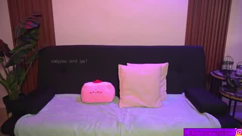 Snapshot of calypso_and_ge1 chatting on June 15, 5:37 pm Calypso and Kayla online show from June 15, 5:37 pm