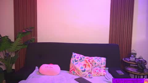 Snapshot of calypso_and_ge1 chatting on July 1, 11:04 pm Calypso and Kayla online show from July 1, 11:04 pm