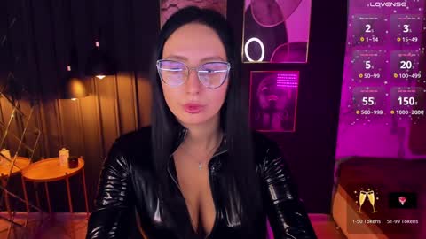 Christy online show from December 3, 2:25 am