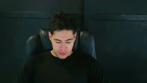 camara110 online show from February 8, 4:36 pm