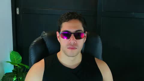 camara110 online show from February 20, 12:19 am