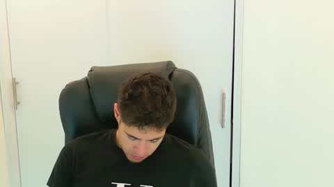 camara110 online show from November 24, 2:11 am