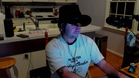 Snapshot of camarant chatting on November 7, 8:47 am camarant online show from November 7, 8:47 am