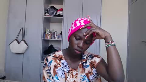 Snapshot of camclit chatting on January 23, 10:01 am Princess online show from January 23, 10:01 am