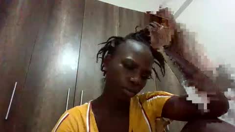 Snapshot of camclit chatting on January 6, 8:51 am Princess online show from January 6, 8:51 am