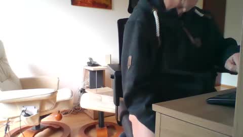 camcologne online show from January 7, 10:43 am