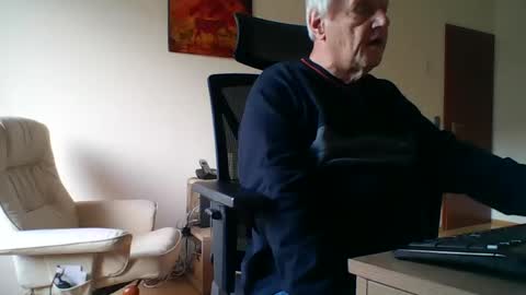 camcologne online show from January 8, 9:42 am