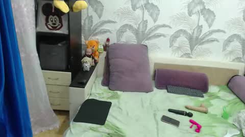 Snapshot of camdiva1 chatting on September 12, 1:38 am CamDiva1 online show from September 12, 1:38 am