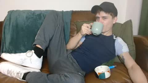 Snapshot of camdoattitude chatting on December 17, 12:11 pm CamDoAttitude online show from December 17, 12:11 pm