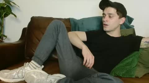 Snapshot of camdoattitude chatting on December 29, 10:14 pm CamDoAttitude online show from December 29, 10:14 pm