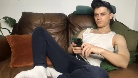 CamDoAttitude online show from March 23, 10:14 pm