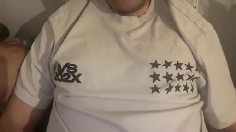 Snapshot of cameleon1234 chatting on April 10, 8:02 pm cameleon1234 online show from April 10, 8:02 pm