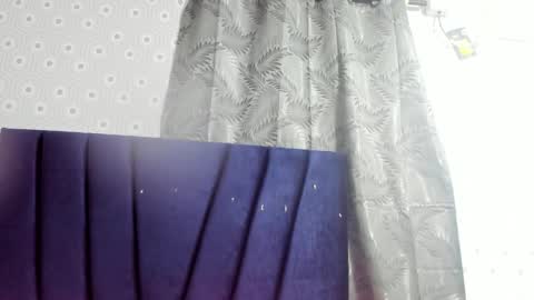 Snapshot of cameron_20_ chatting on February 12, 12:22 pm cameron_20_ online show from February 12, 12:22 pm