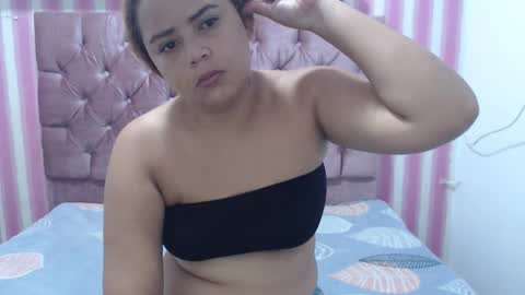 Snapshot of cameron_20_ chatting on February 24, 12:58 pm cameron_20_ online show from February 24, 12:58 pm