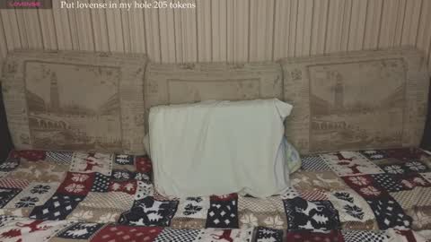 Snapshot of cameron_crowly chatting on December 10, 11:11 am Cameron online show from December 10, 11:11 am