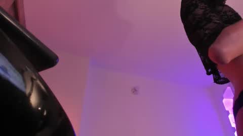 Cameron online show from January 19, 1:42 am