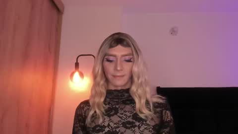 Cameron online show from February 7, 1:42 am