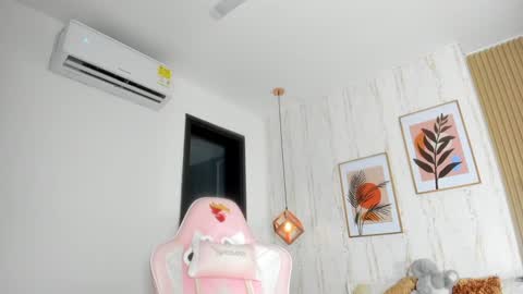 Cameron  online show from January 23, 1:56 pm